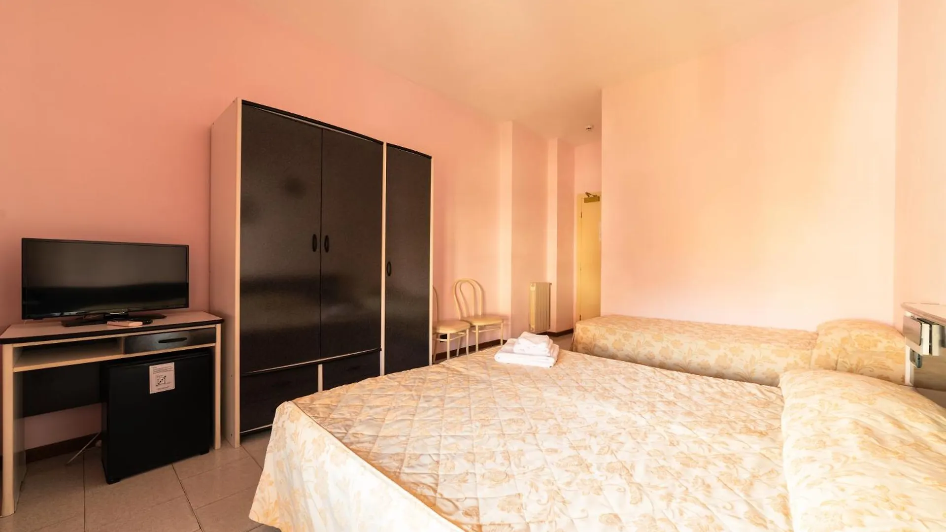 ***  Hotel Lido Marina di Massa Italy