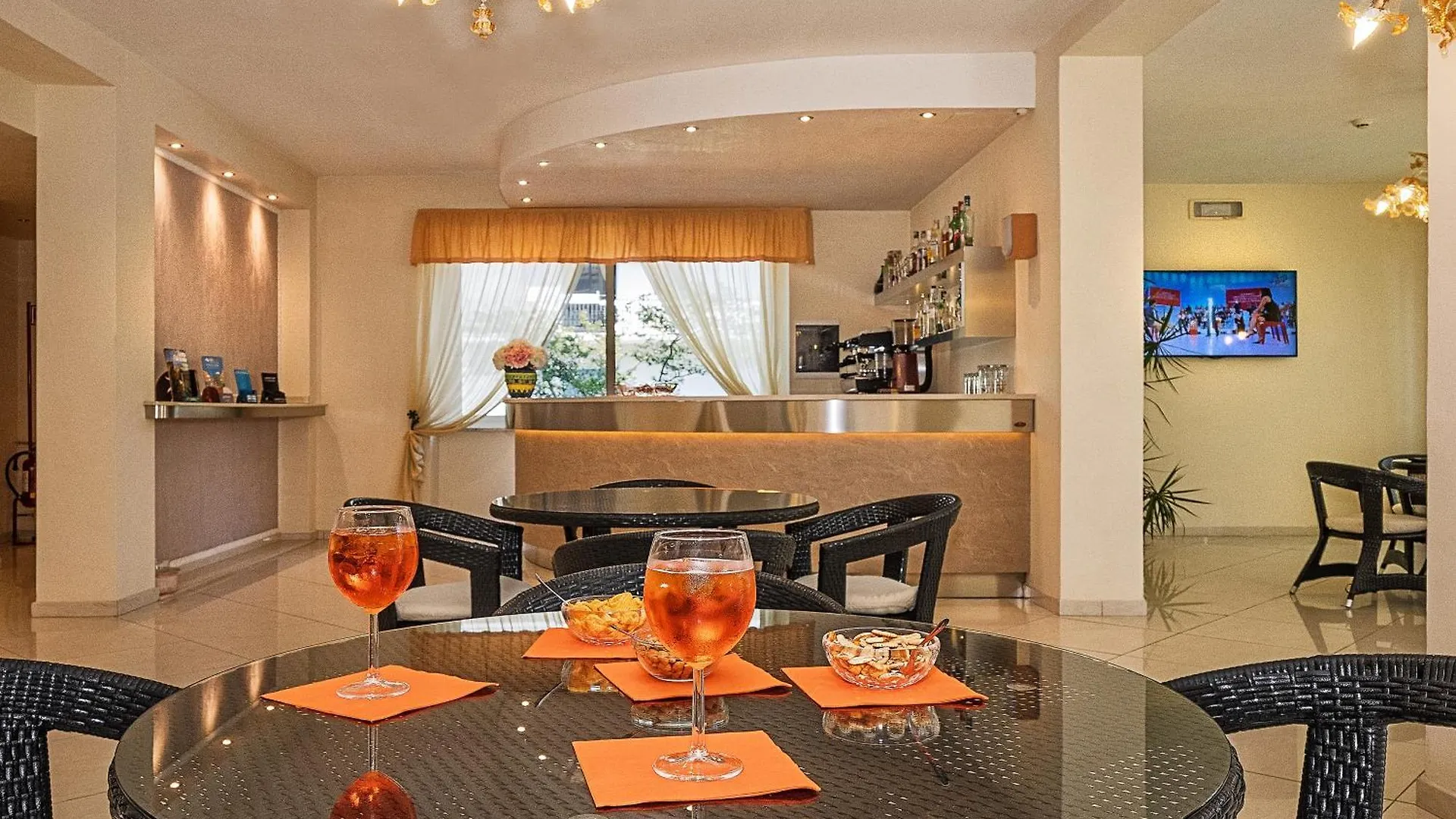 Hotel Lido Marina di Massa 3*,